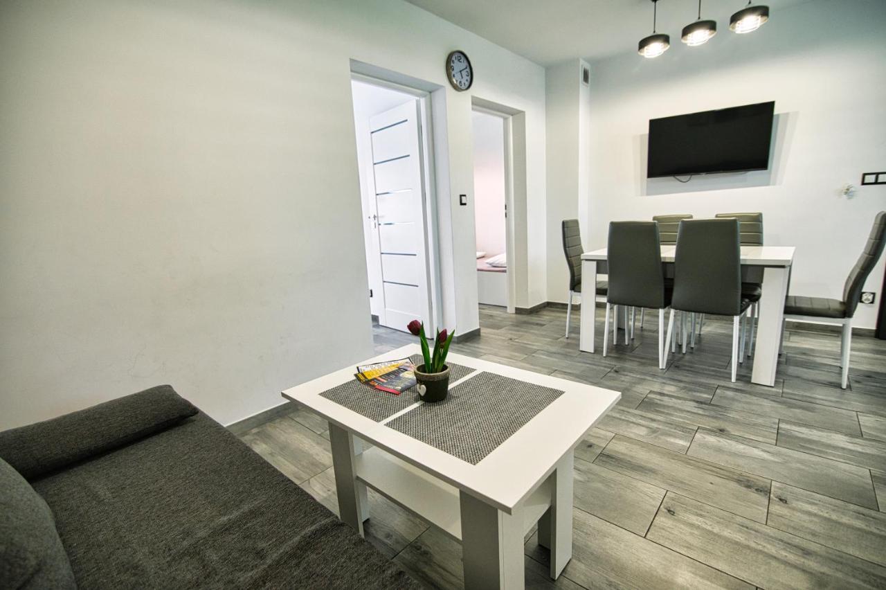 Apartamenty Izabell By Housine Затор Экстерьер фото